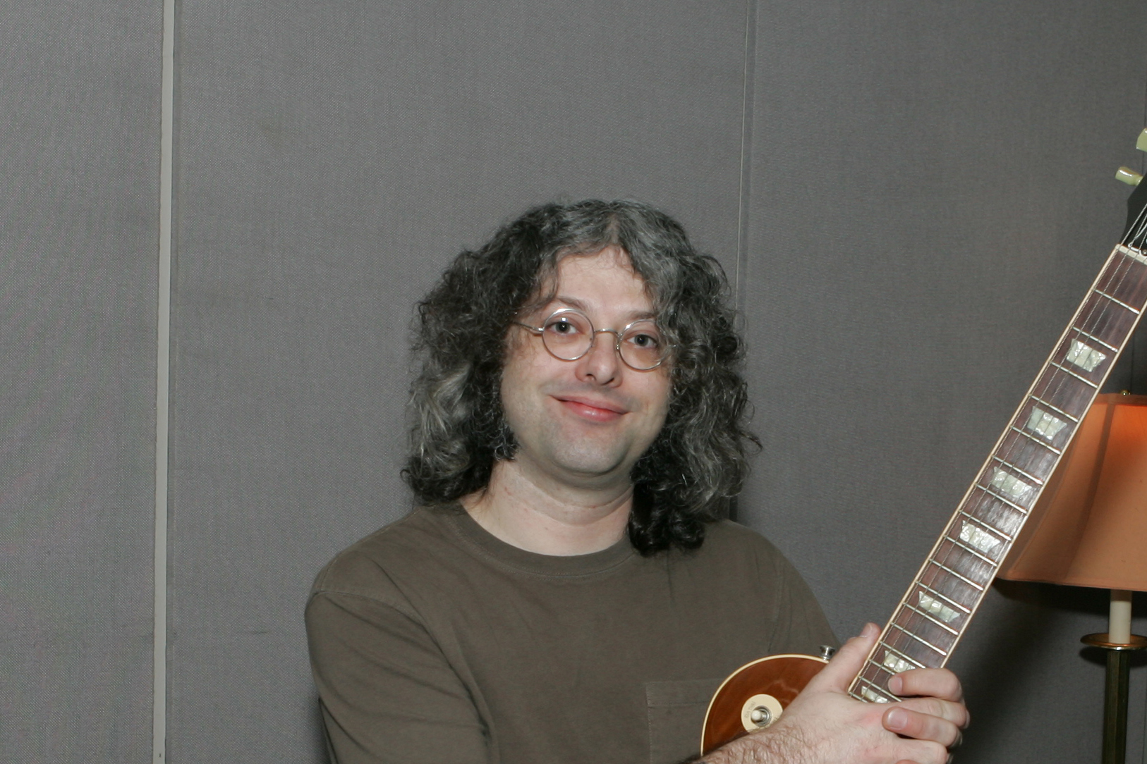 online guitar lessons; Stephen Carrington pic 01
